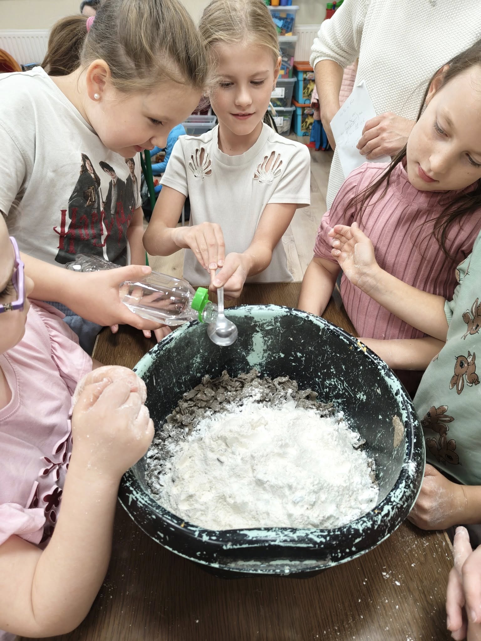 571323799 1289148406571818 6668056431538227113 n